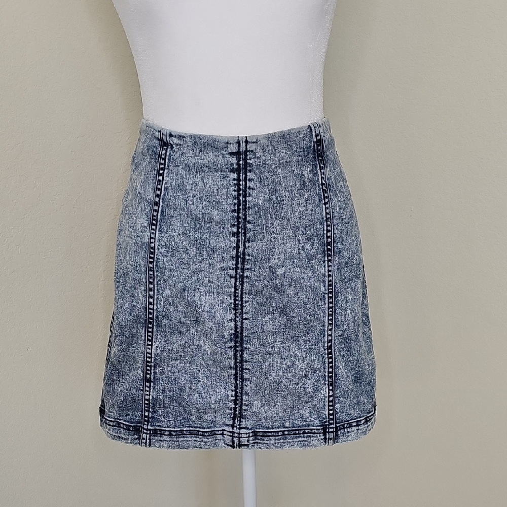 Free People Modern Femme Acid Wash Denim Stretch Mini Skirt - Picture 10 of 10
